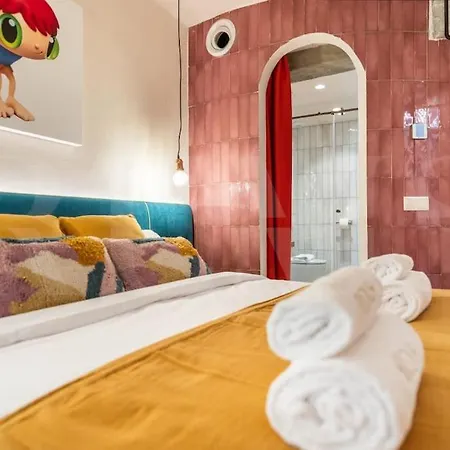 Pop Art Gem With Paintings By Local Artist By Rems Apartment